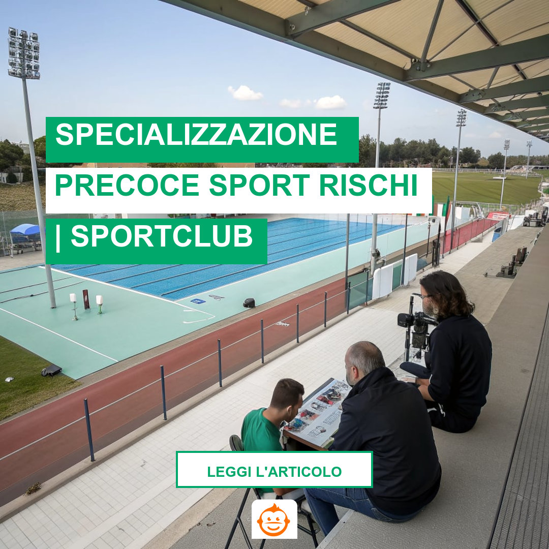 Allenatore e dirigenti di società sportiva multisport durante riunione tecnica su specializzazione precoce e percorsi giovanili